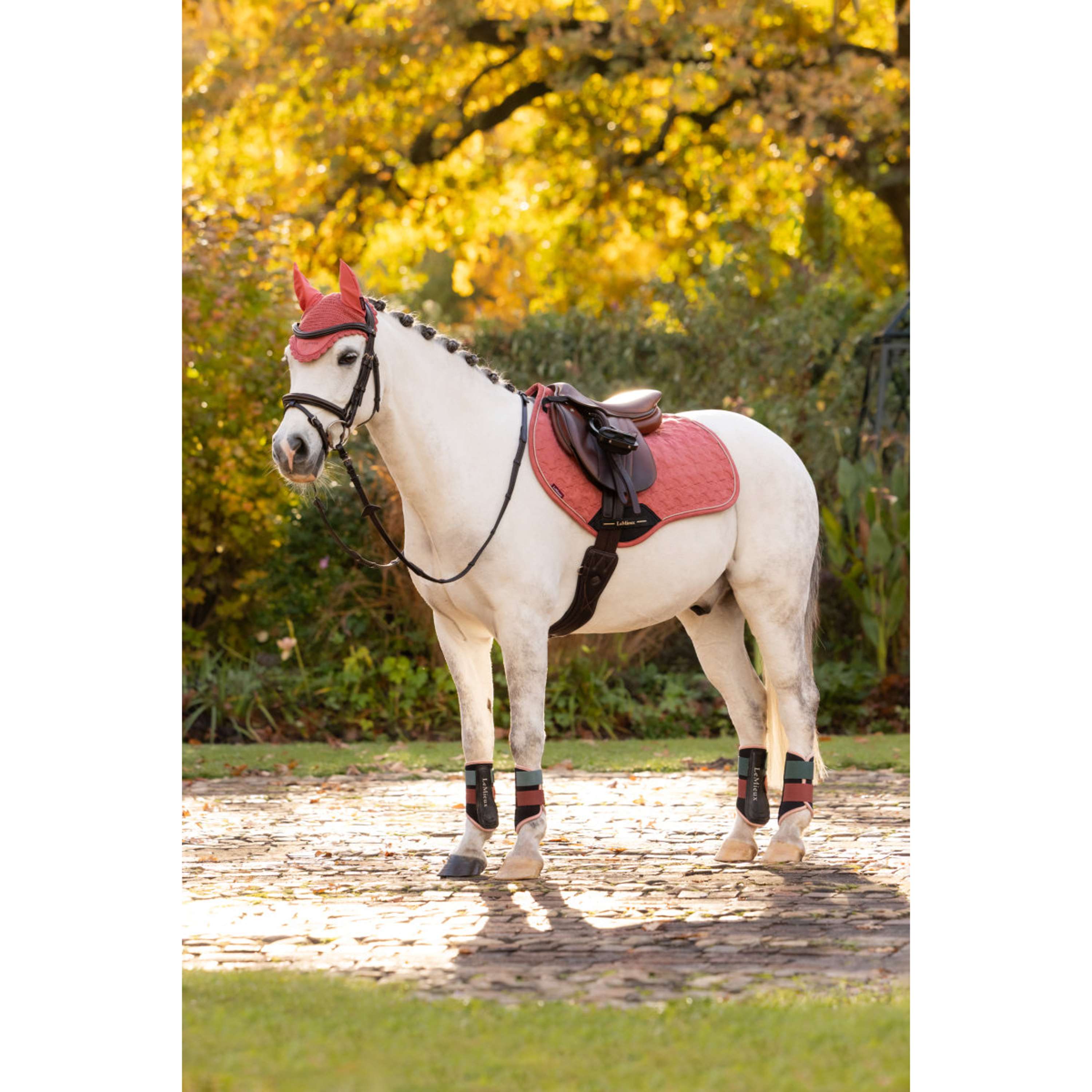 LeMieux Tapis de Selle Suede Square de Saut Spiced Earth