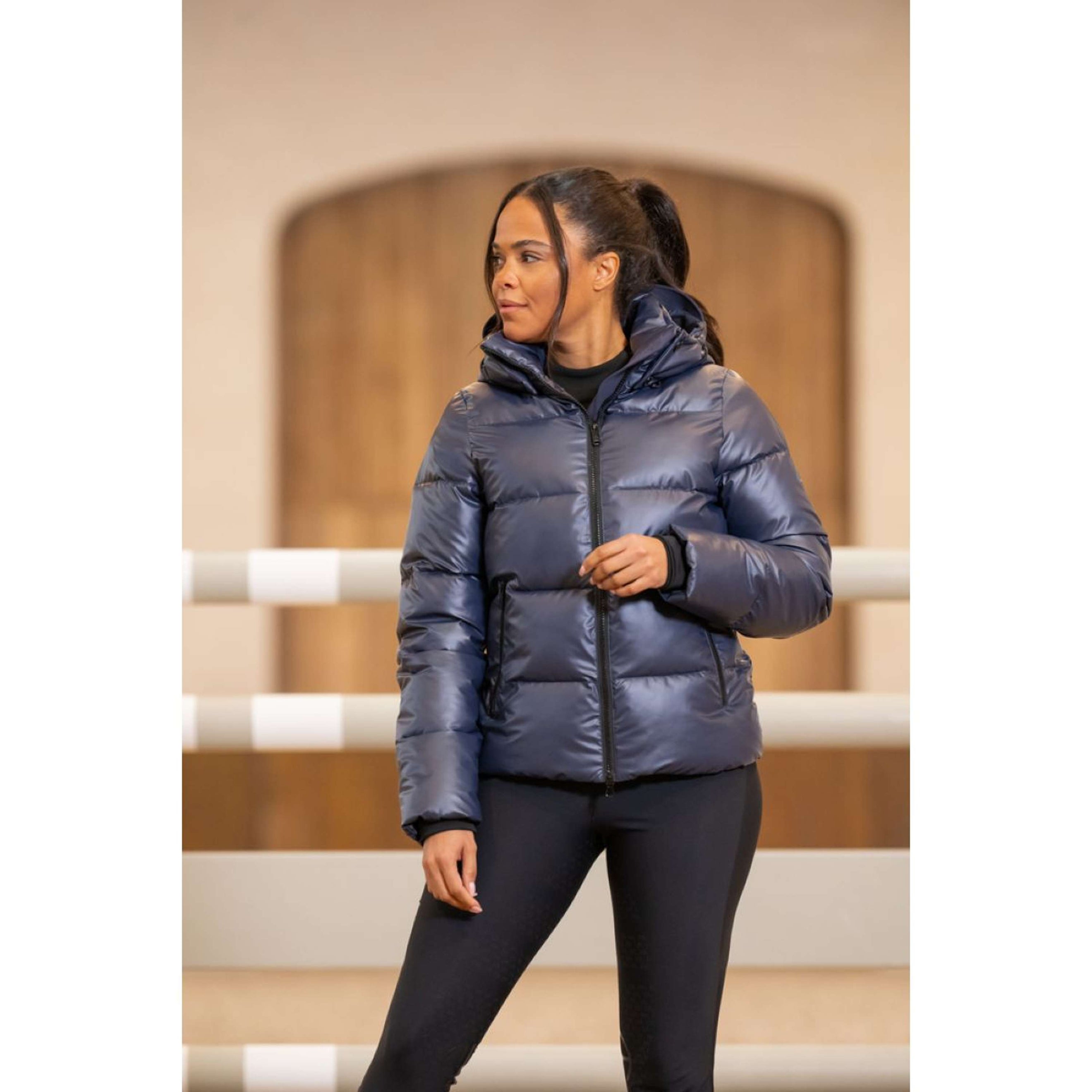 Pikeur Veste Quilted Athleisure AW25 Graphite Blue Pikeur Veste Quilted Athleisure AW25 Graphite Blue