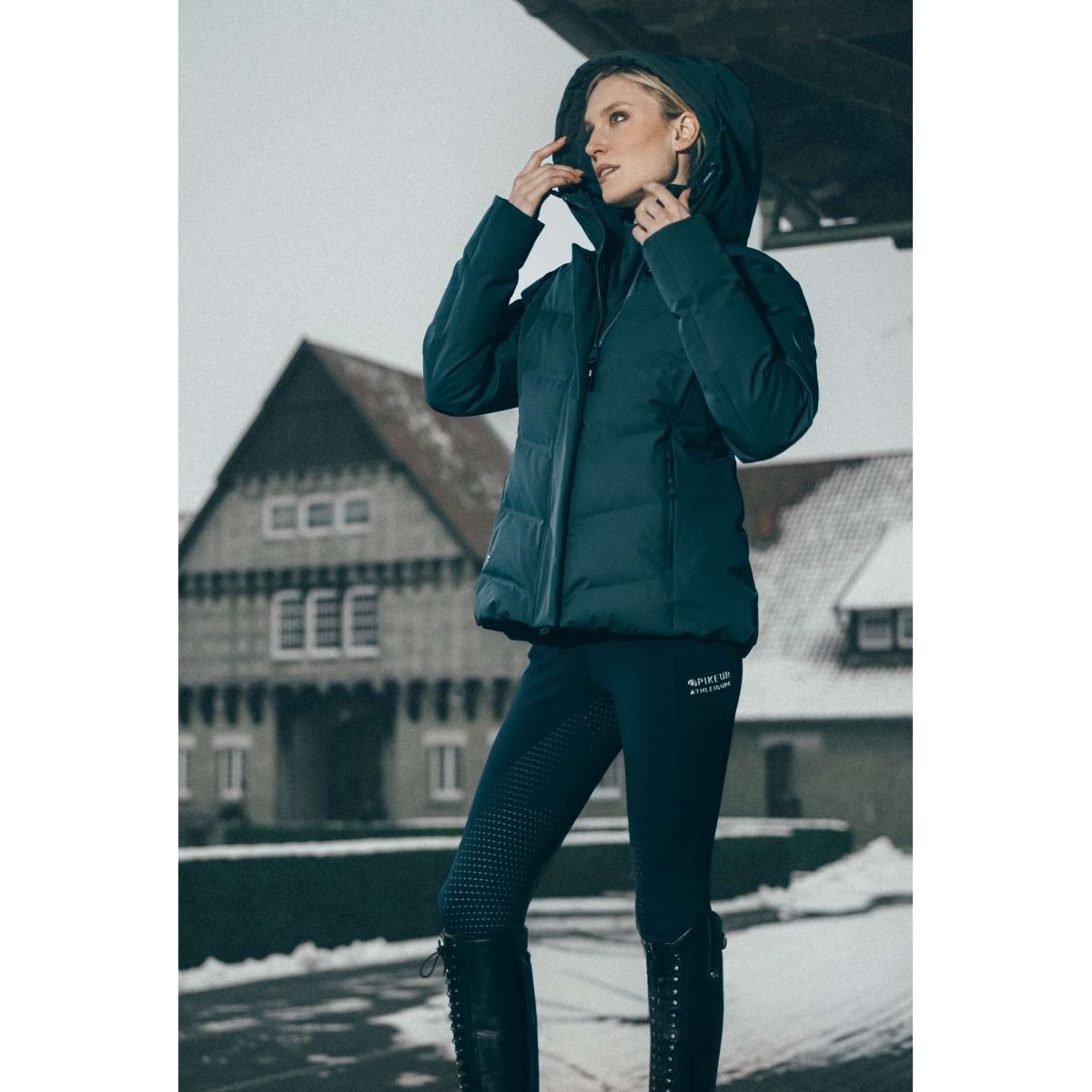 Pikeur Veste Waterproof Athleisure AW26 Pine Green