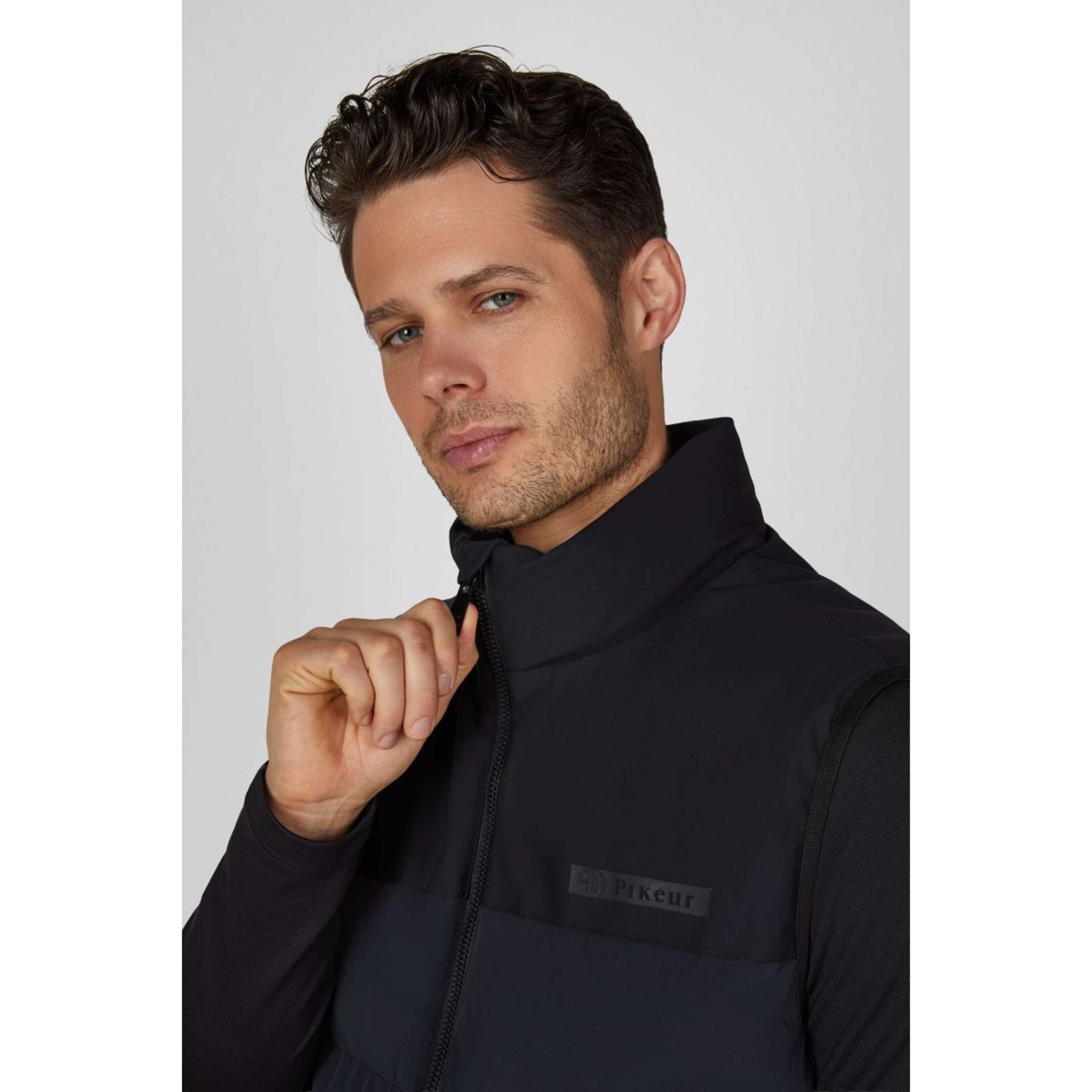 Pikeur Bodychauffant Quilted Athleisure AW26 Hommes Noir