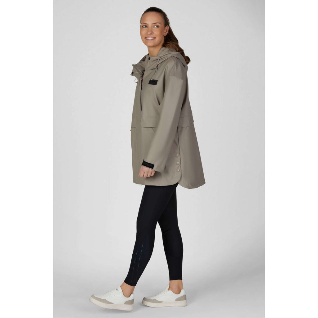Pikeur Imperméable Cape Athleisure AW26 Mocha Cream