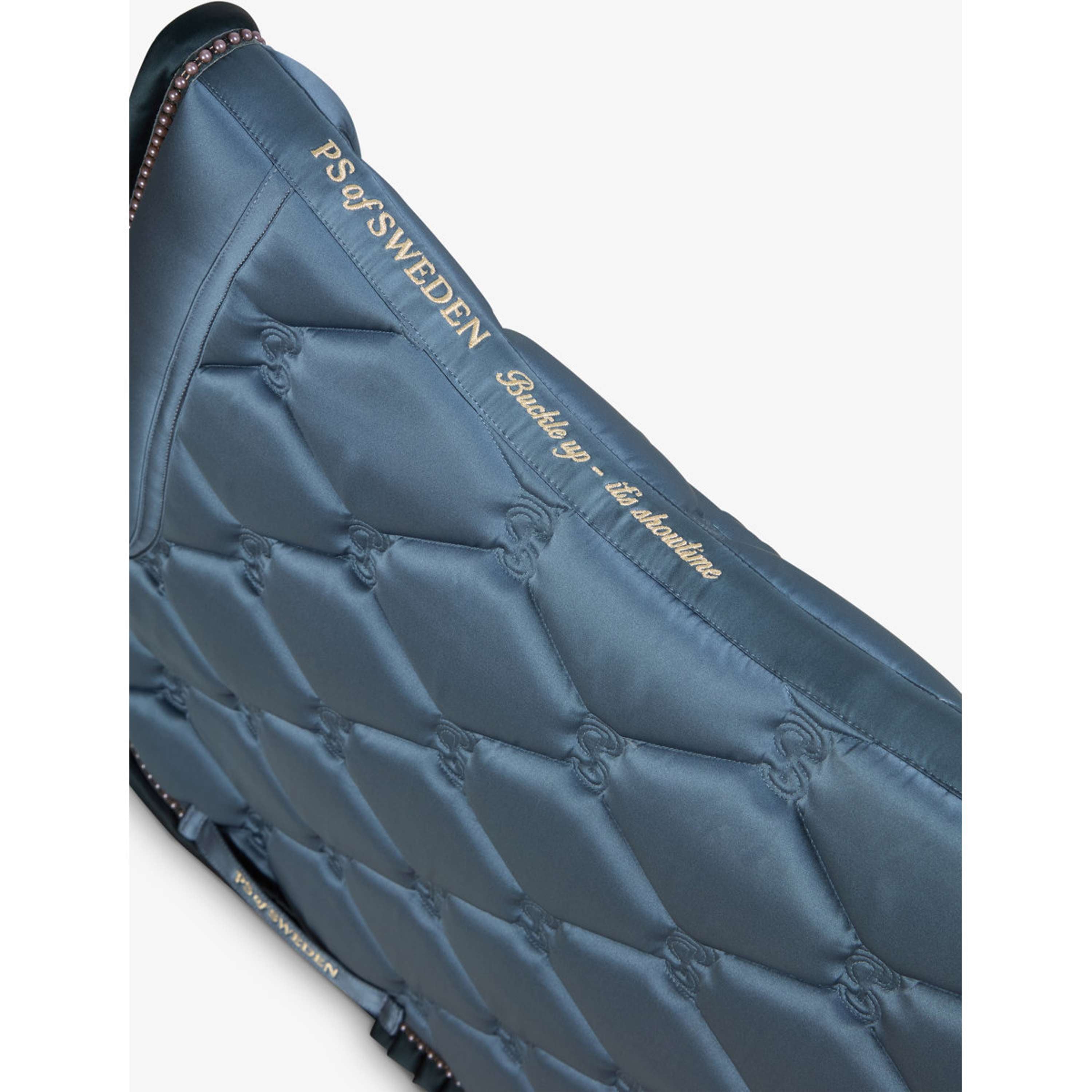 PS of Sweden Tapis de Selle Ruffle Pearl Dressage Shadow Blue