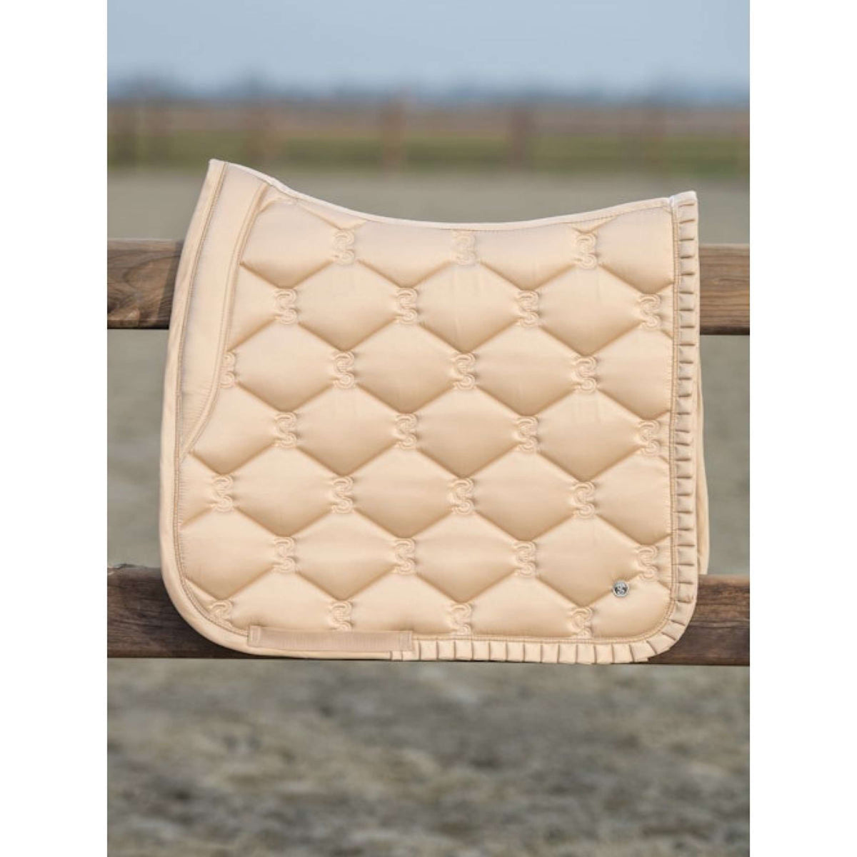 PS of Sweden Tapis de Selle Ruffle Dressage Light Sand