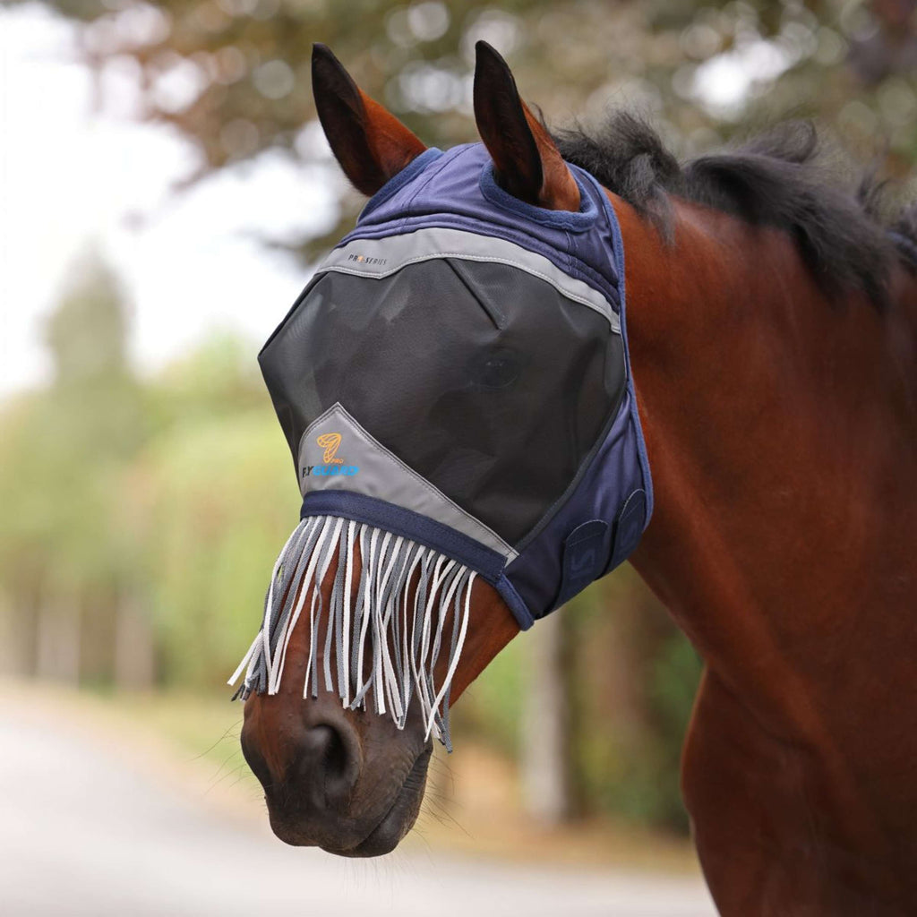FlyGuard by Shires Masque Anti-Mouches Pro Fine Mesh avec Découpe D'oreille & Franges Nasales Marin