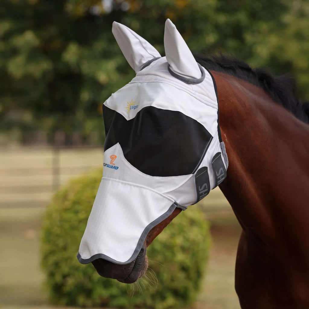FlyGuard by Shires Masque Anti-Mouches Pro Sun Shade avec Oreilles et Nez Blanc
