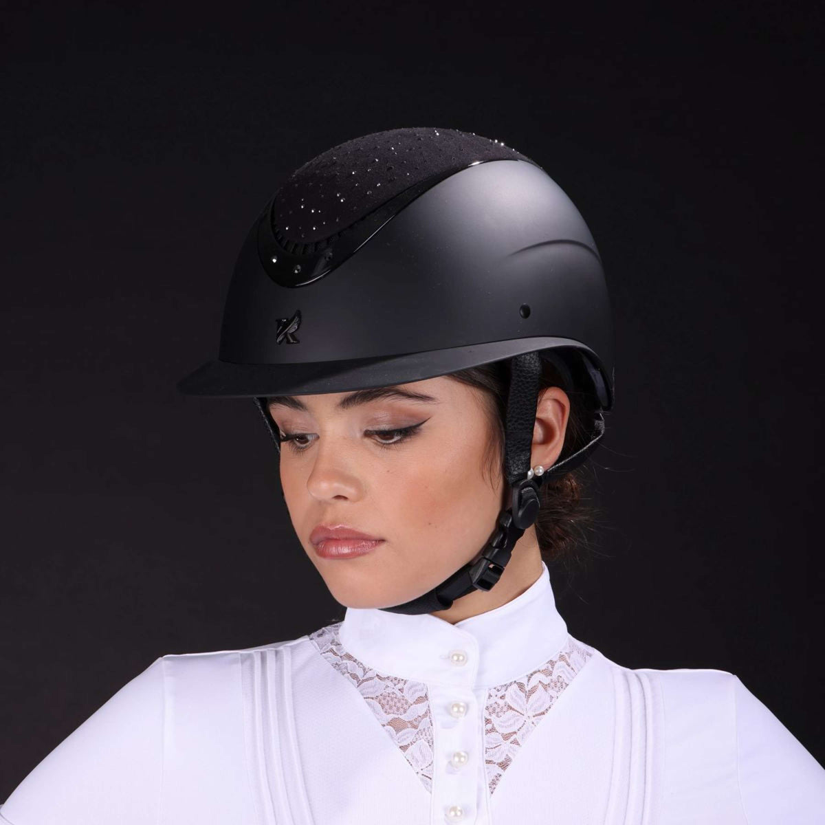 Shires Karben Alina Ellipse Chapeau d'équitation Cheval Noir/gris acier 52-54 cm Shires Karben Alina Ellipse Chapeau d'équitation Cheval Noir/gris acier 52-54 cm