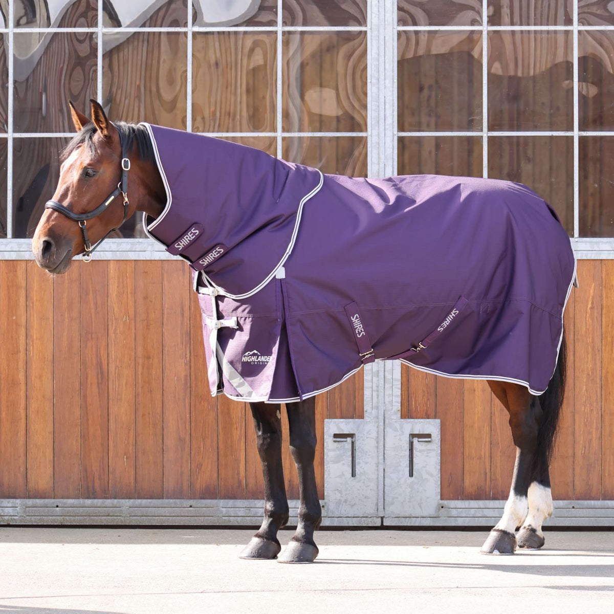 Shires Couverture Imperméable Original 100 Turnout avec Couvre-cou