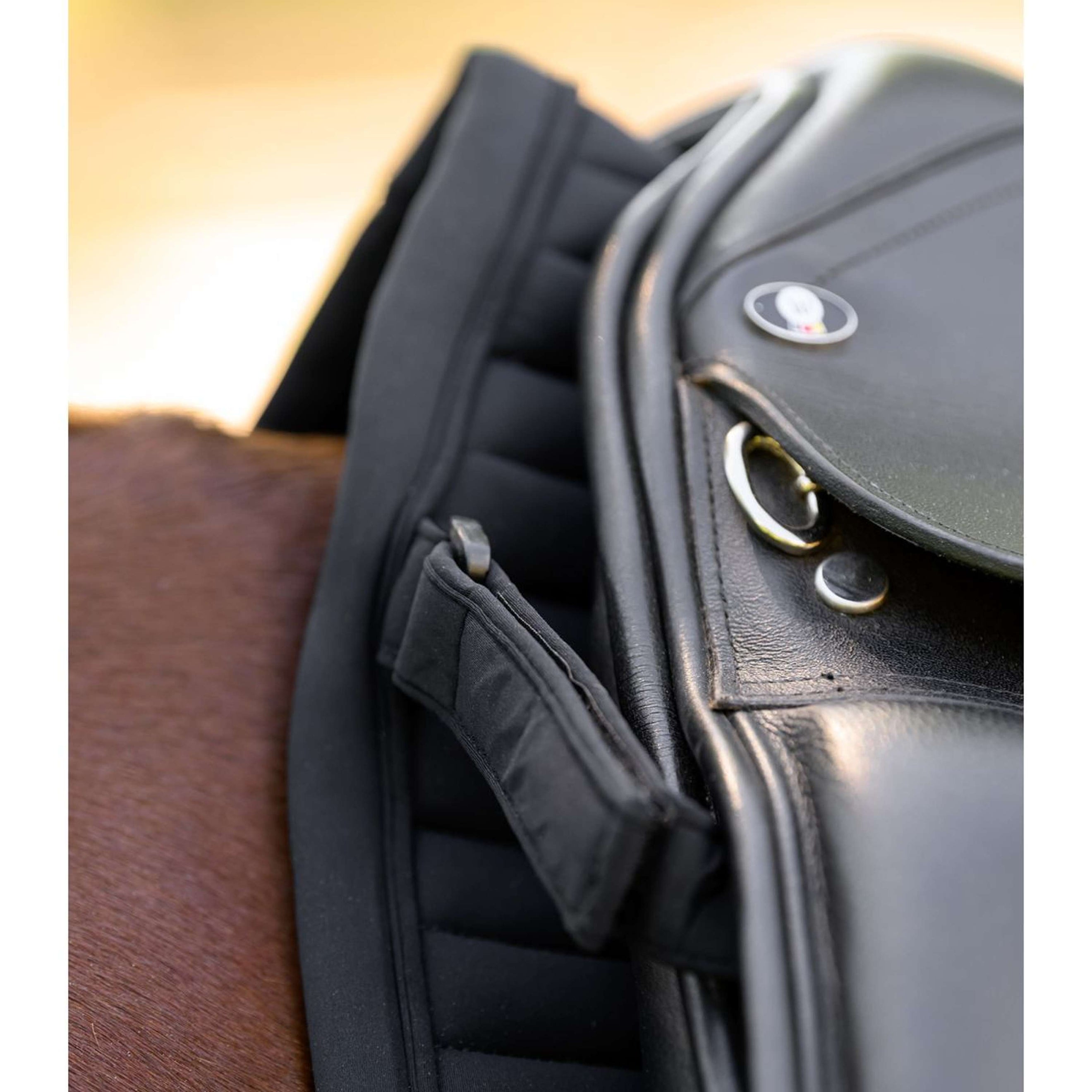 Waldhausen Tapis de Selle Trinidad Polyvalent Noir Waldhausen Tapis de Selle Trinidad Polyvalent Noir