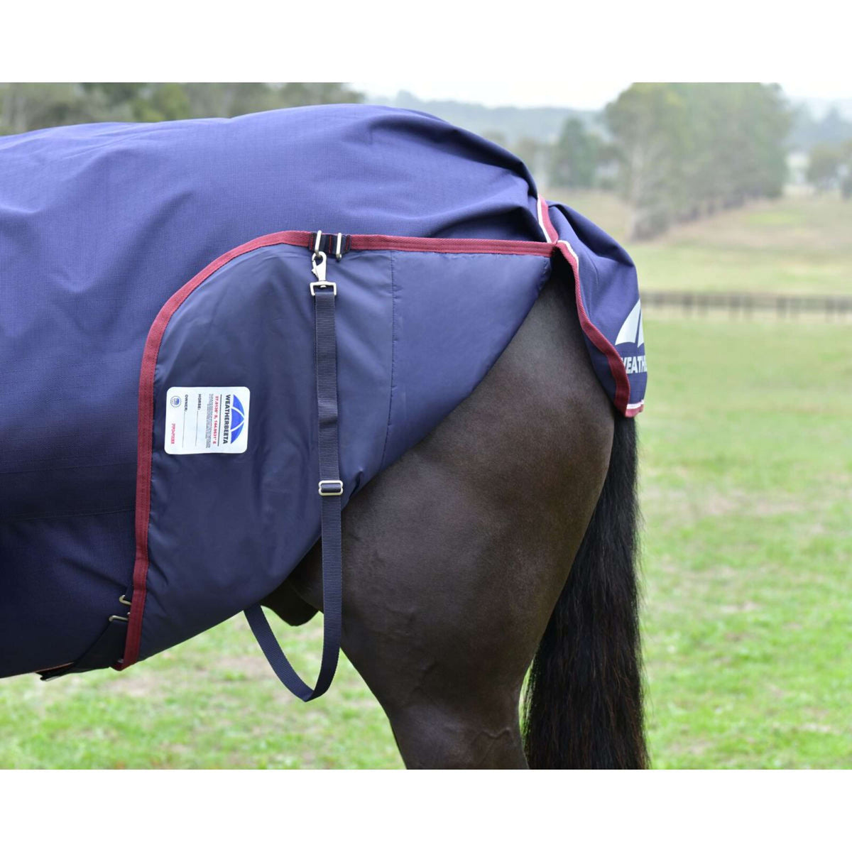 WeatherBeeta ComFiTec Essential Turnout Detach-A-Neck 220g Marine/Bordeaux