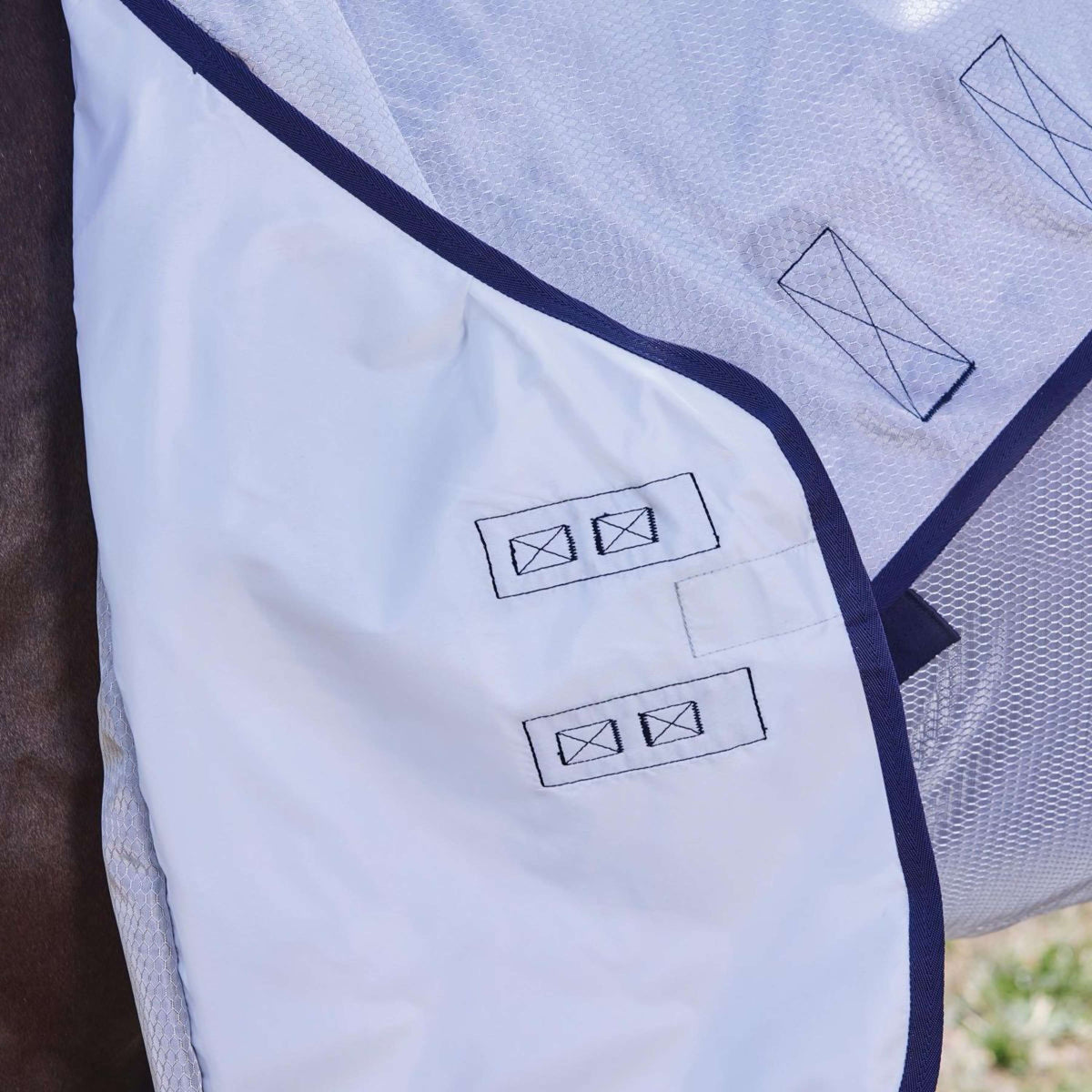 WeatherBeeta Couverture Anti-Mouches ComFiTec Hexi Combo Silver/Navy/White